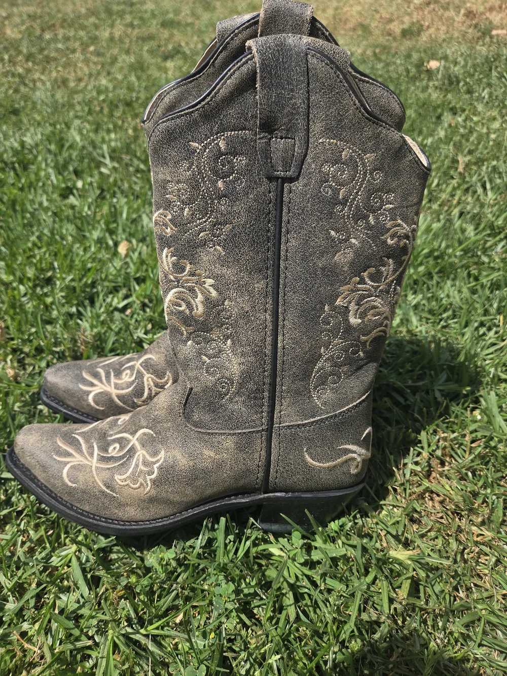 Kids Boots - Brown with Cream Embroidery